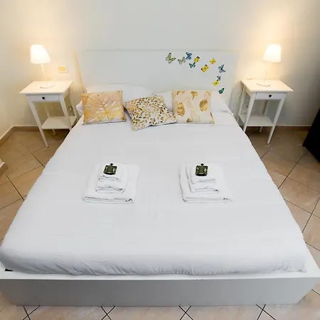 Kibilu - Piazza Tommasini Apartament *