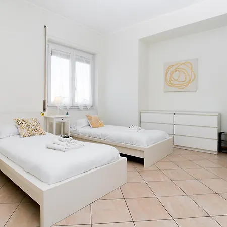 Kibilu - Piazza Tommasini Roma